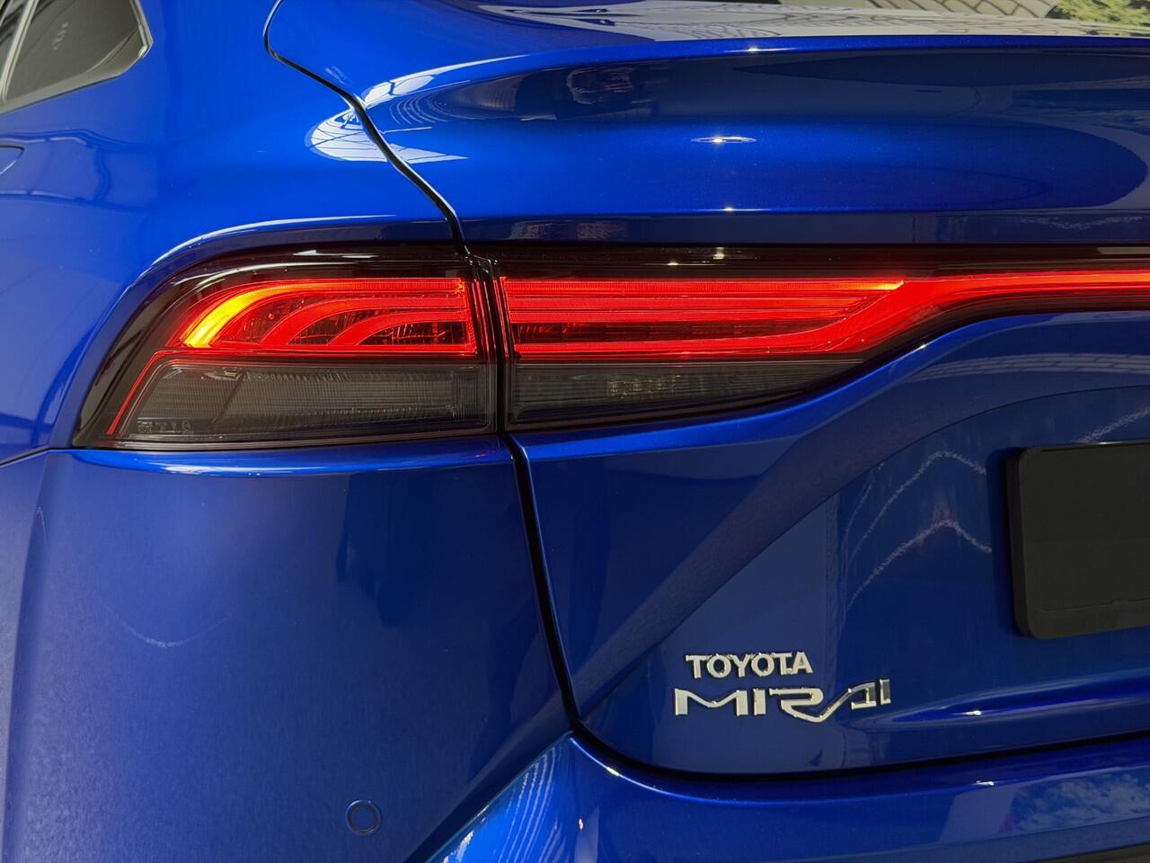 Toyota Mirai Prestige Panoramadak Automaat