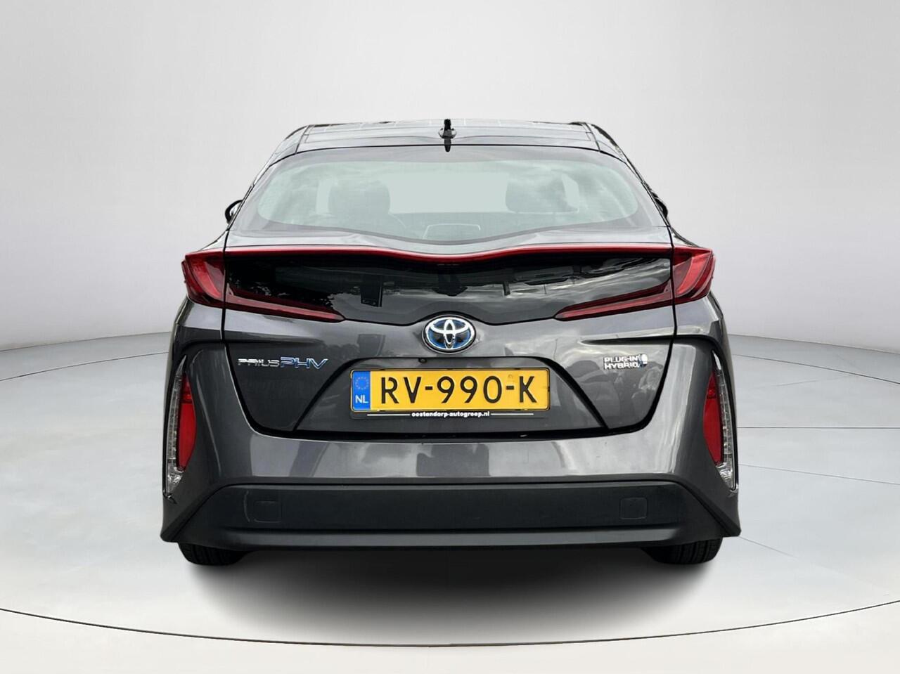 Toyota PRIUS 1.8 Plug-in Business Plus | Navigatie | Achteruitrijcamera | Zonnepaneel