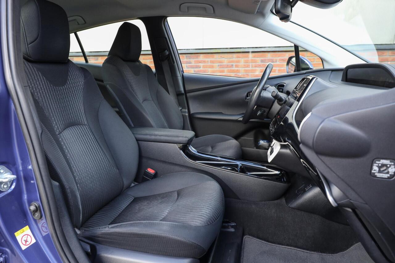 Toyota PRIUS 1.8 Full Hybrid ? LED ? JBL ? ACC