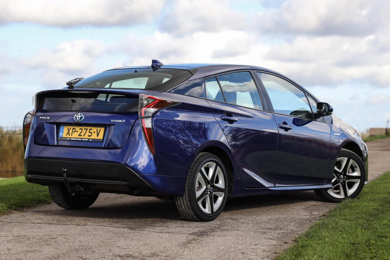 Toyota PRIUS 1.8 Full Hybrid ? LED ? JBL ? ACC