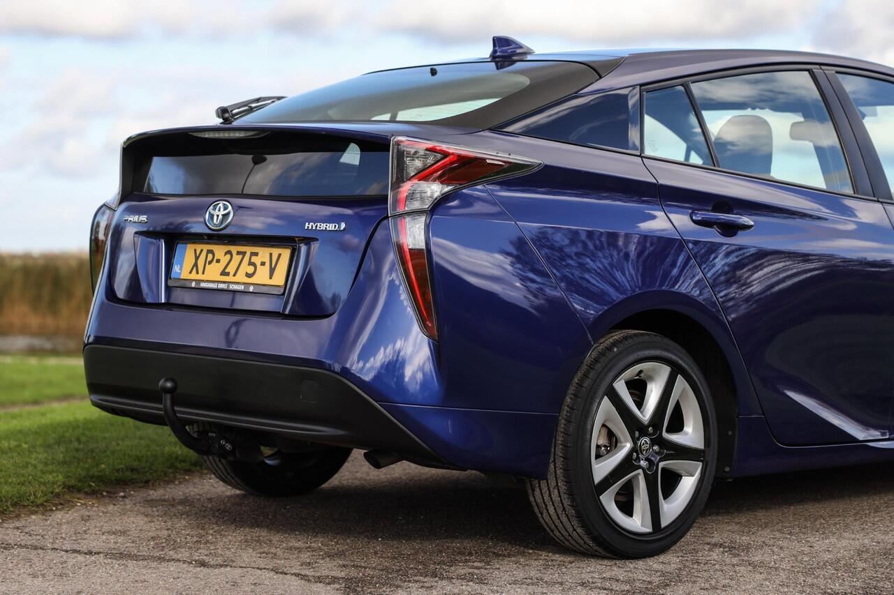 Toyota PRIUS 1.8 Full Hybrid ? LED ? JBL ? ACC