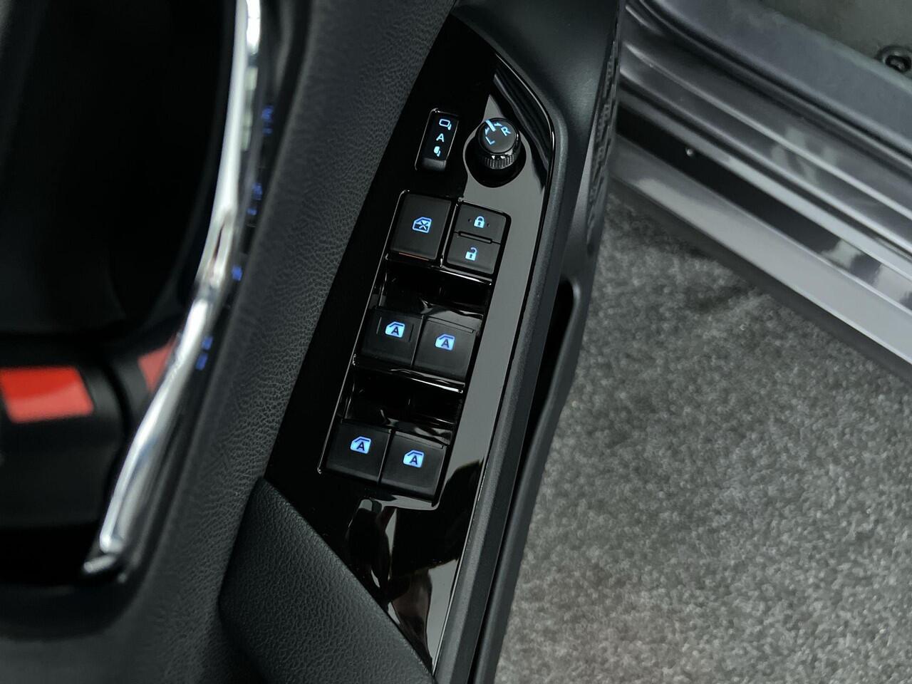 Toyota PRIUS 1.8 Dynamic