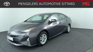 toyota-prius-1.8-dynamic