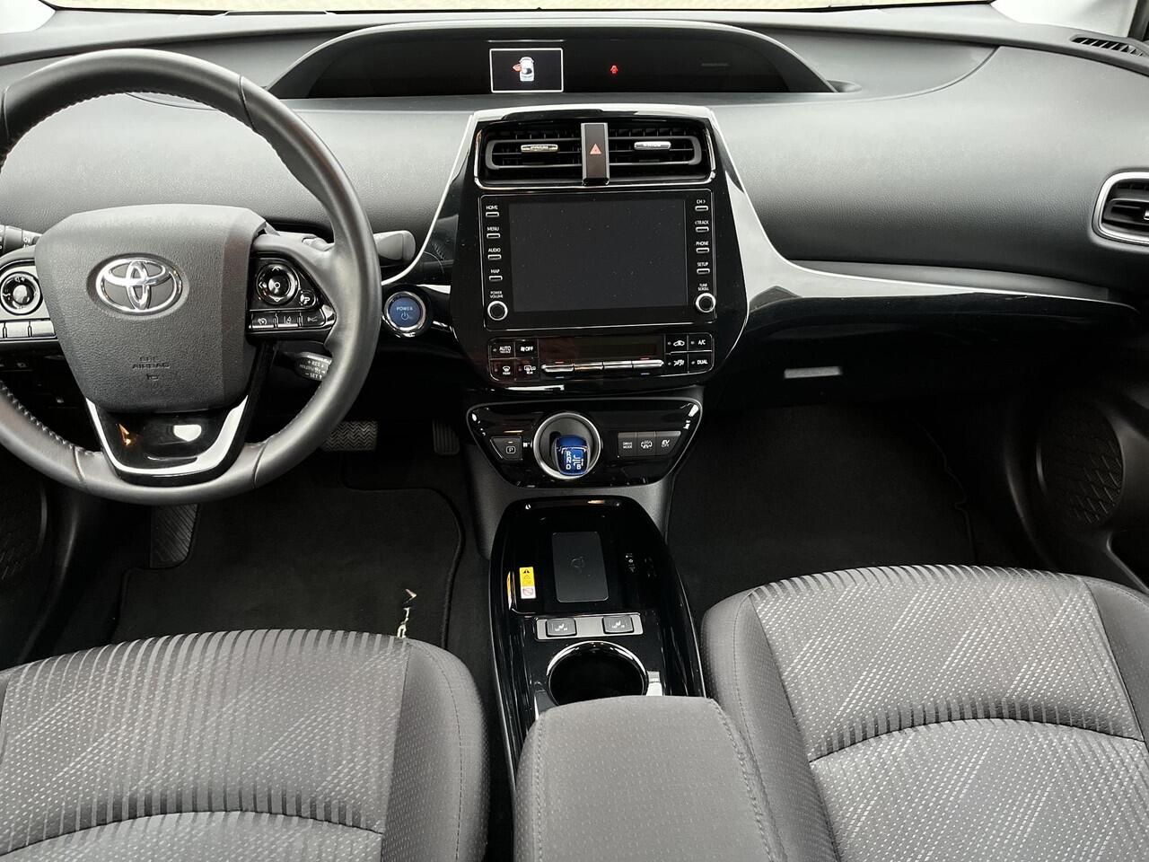 Toyota PRIUS 1.8 Plug-in Executive All-in prijs | Automaat | Navigatie | Parkeersensoren