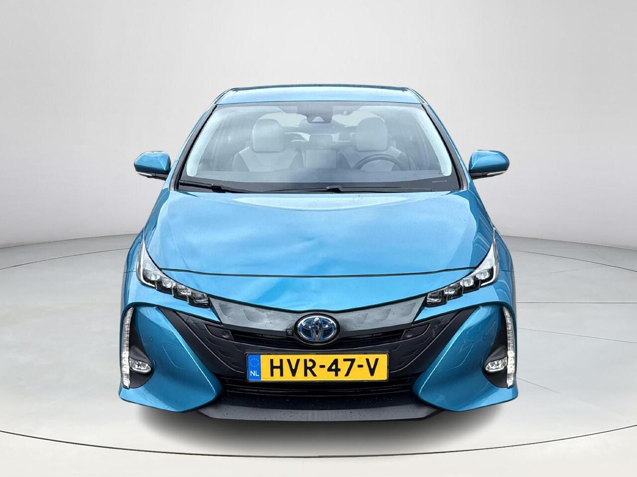 Toyota PRIUS 1.8 Plug-in Executive **NAVIGATIE/ LEDEREN BEKLEDING/ 360 CAMERA/ ADAPTIEF CRUISE CONTROL/ 36 MAANDEN GARANTIE**