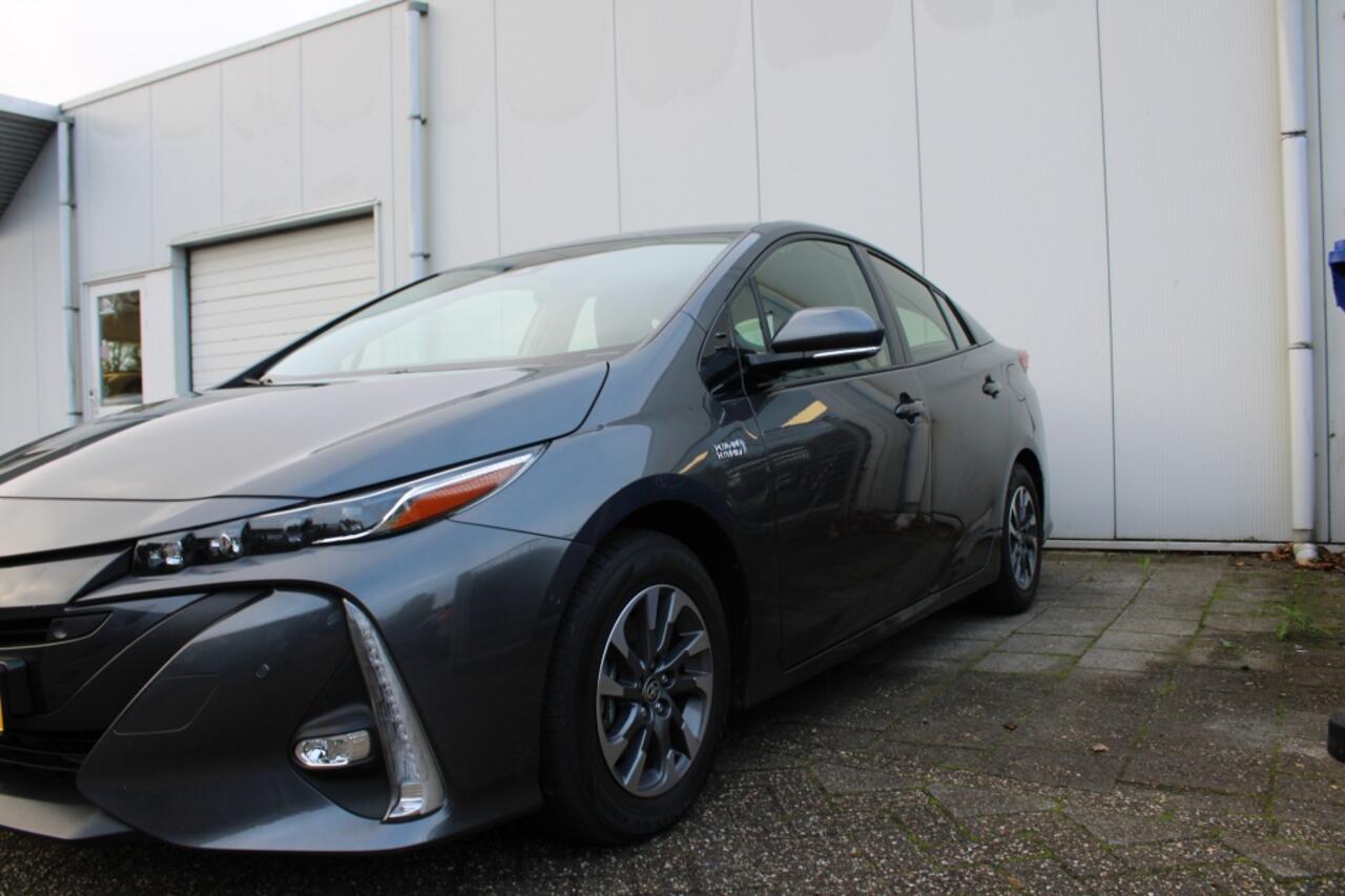 Toyota PRIUS 1.8 Plug-in Dynamic