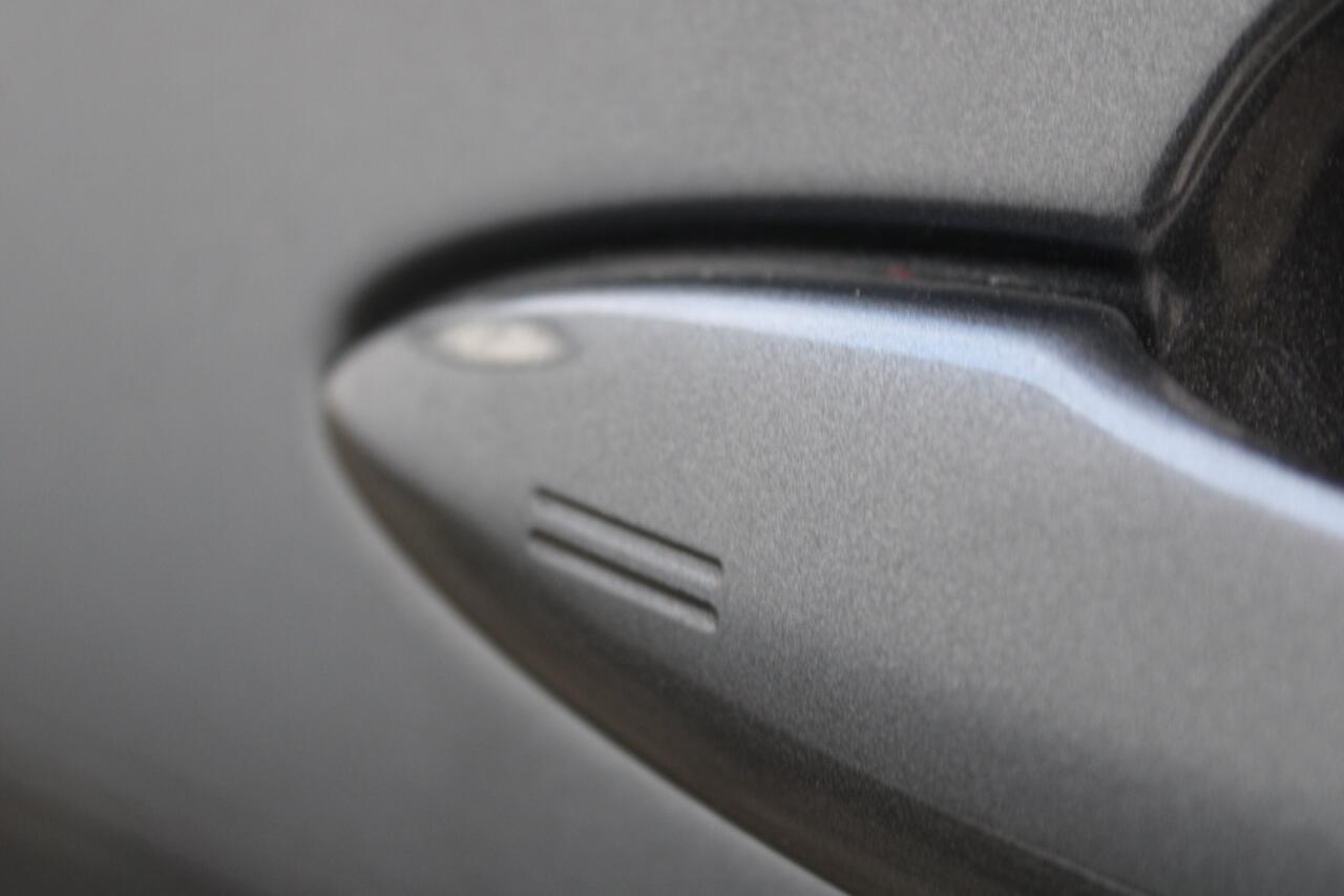 Toyota PRIUS 1.8 Plug-in Dynamic