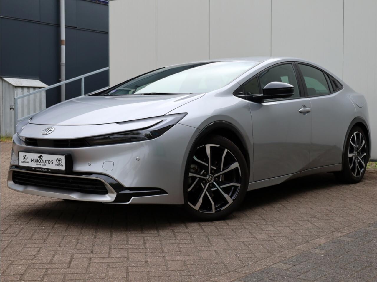 Toyota PRIUS 2.0 Plug-in Executive | El. Achterklep | Stoel/Stuurwielverwarm