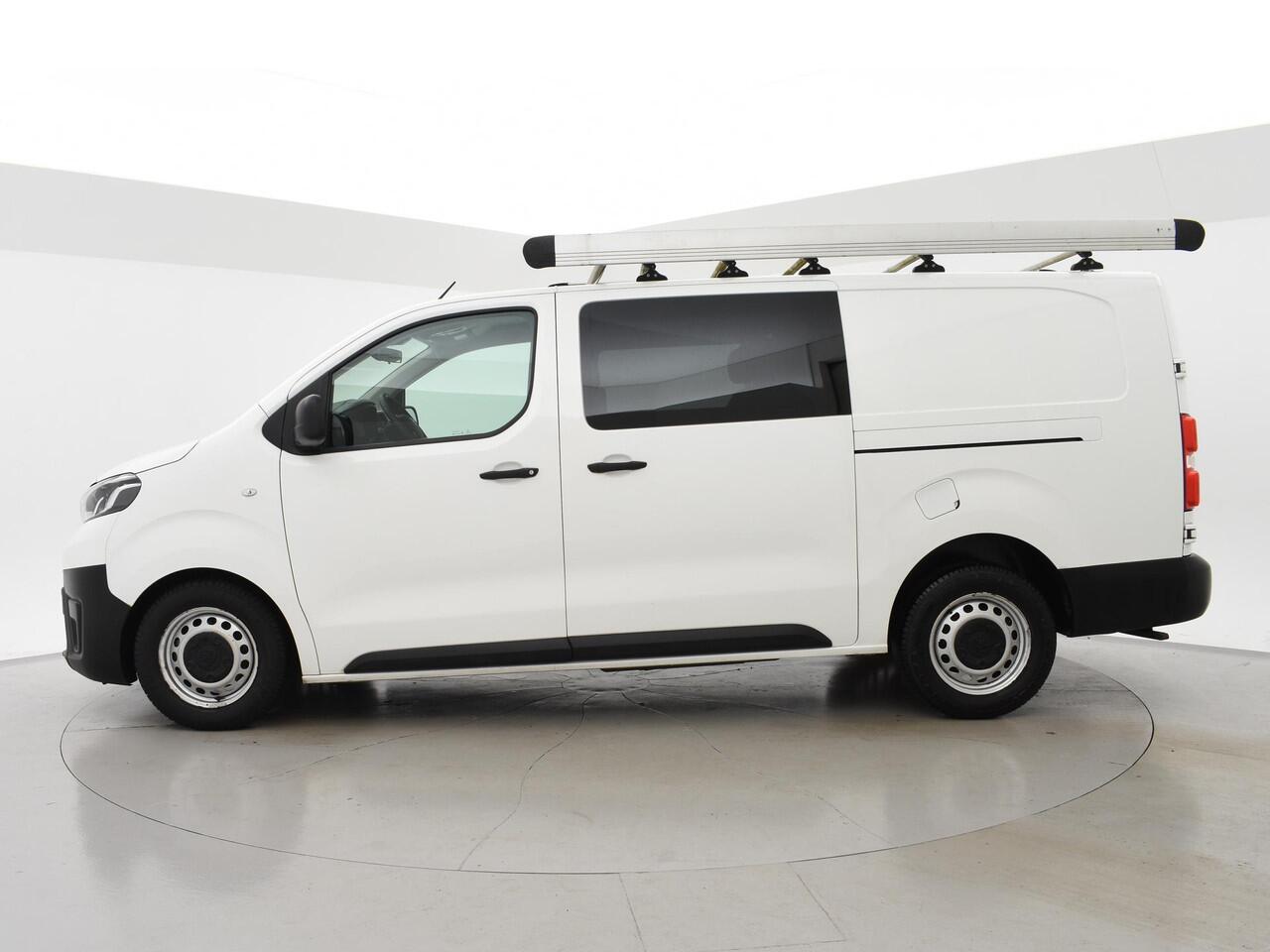 Toyota PROACE Worker 2.0 D-4D LONG DUBBEL CABINE + 2 SCHUIFDEUREN / NAVIGATIE / TREKHAAK / IMPERIAAL