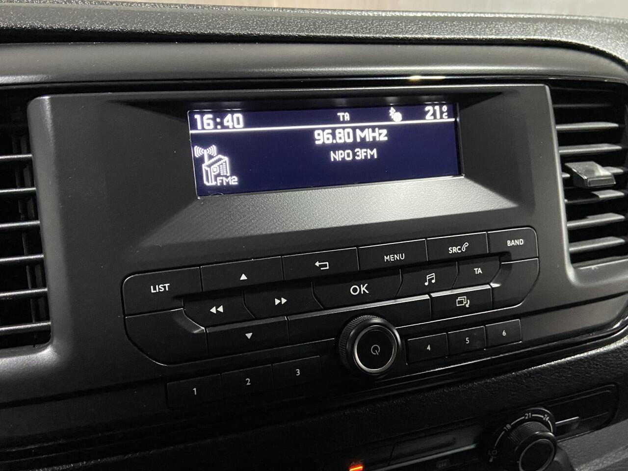 Toyota PROACE Worker 2.0 D-4D Cool Comfort Long | Betimmering | Trekhaak | Cruise Control |