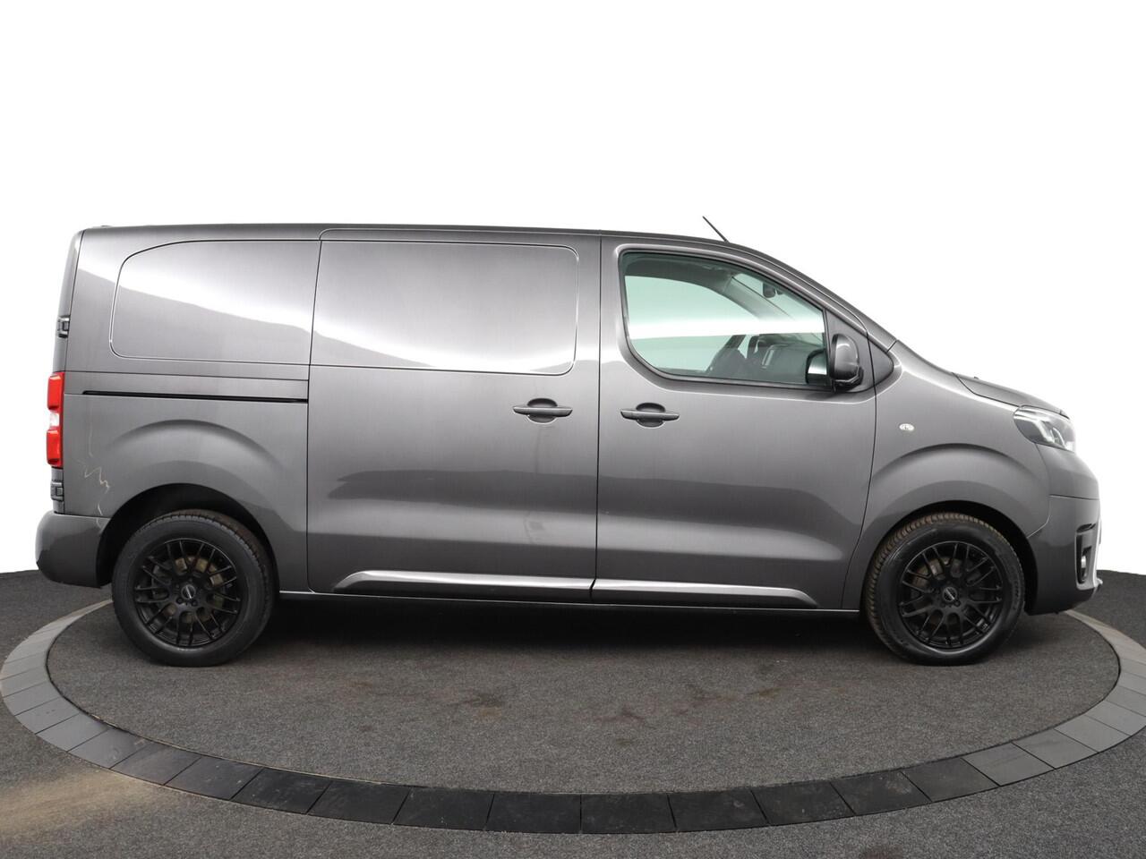 Toyota PROACE Worker 2.0 D-4D Professional | Airco | Vloer | Trekhaak |