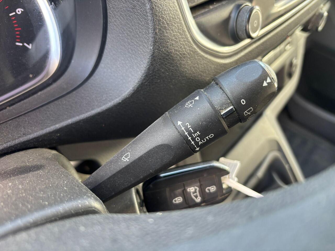 Toyota PROACE Worker 2.0 D-4D Navigator Long