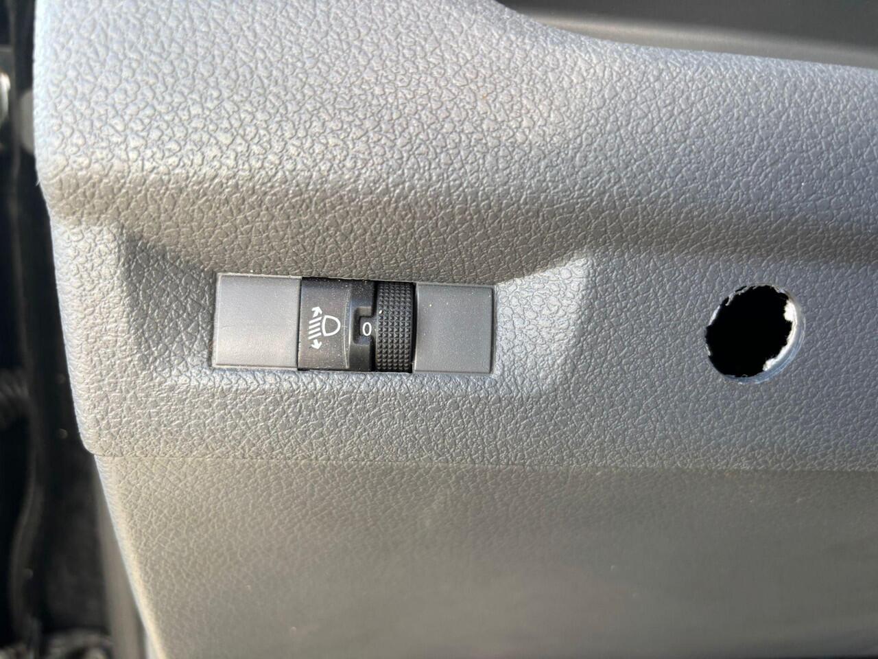 Toyota PROACE Worker 2.0 D-4D Navigator Long