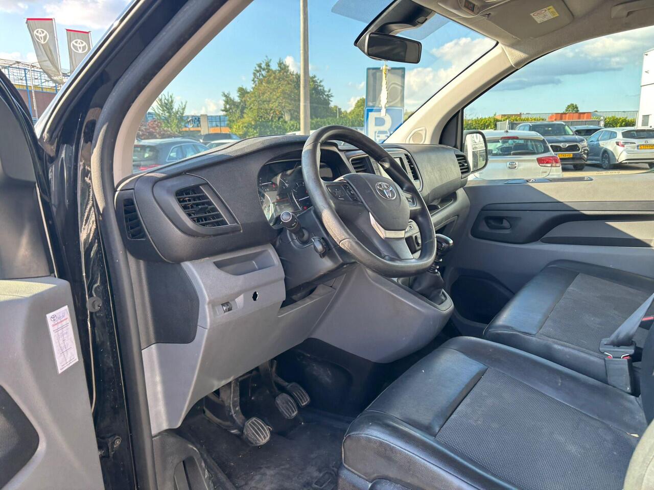 Toyota PROACE Worker 2.0 D-4D Navigator Long