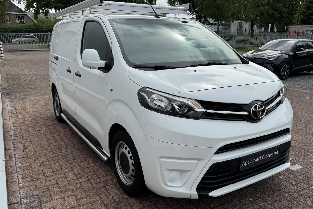 Toyota PROACE Compact 1.6 D-4D Cool Comfort Trekhaak, 1ste Eigenaar, BTW auto, achteruitrij camera