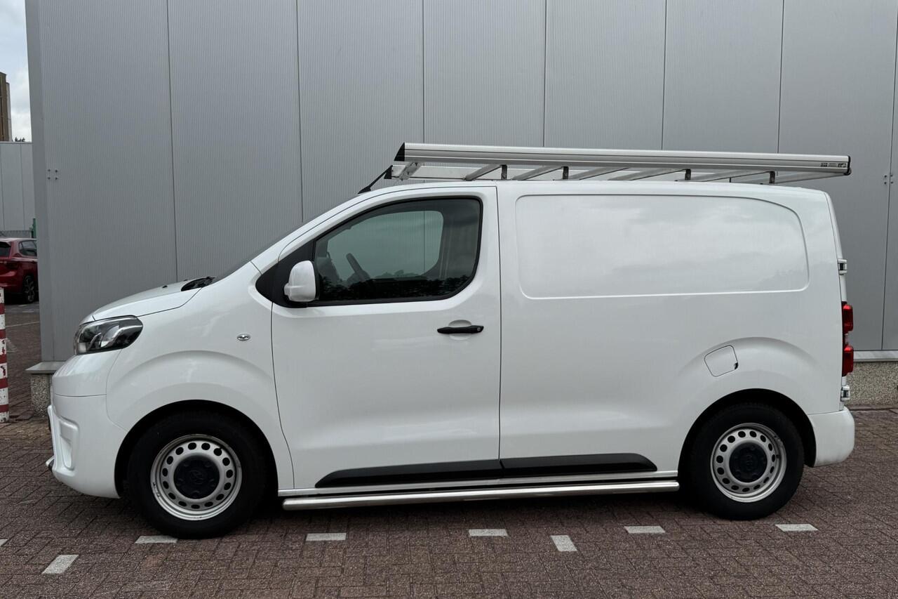 Toyota PROACE Compact 1.6 D-4D Cool Comfort Trekhaak, 1ste Eigenaar, BTW auto, achteruitrij camera
