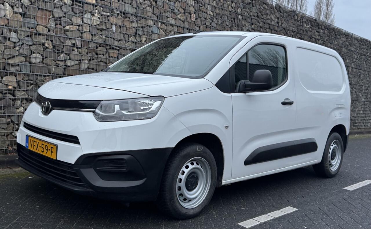 Toyota PROACE CITY 1.5 D-4D Cool Comf. Airco Nieuwe APK