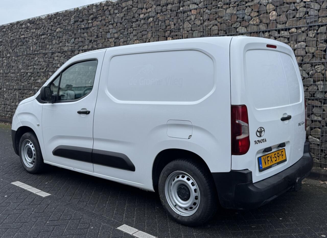Toyota PROACE CITY 1.5 D-4D Cool Comf. Airco Nieuwe APK