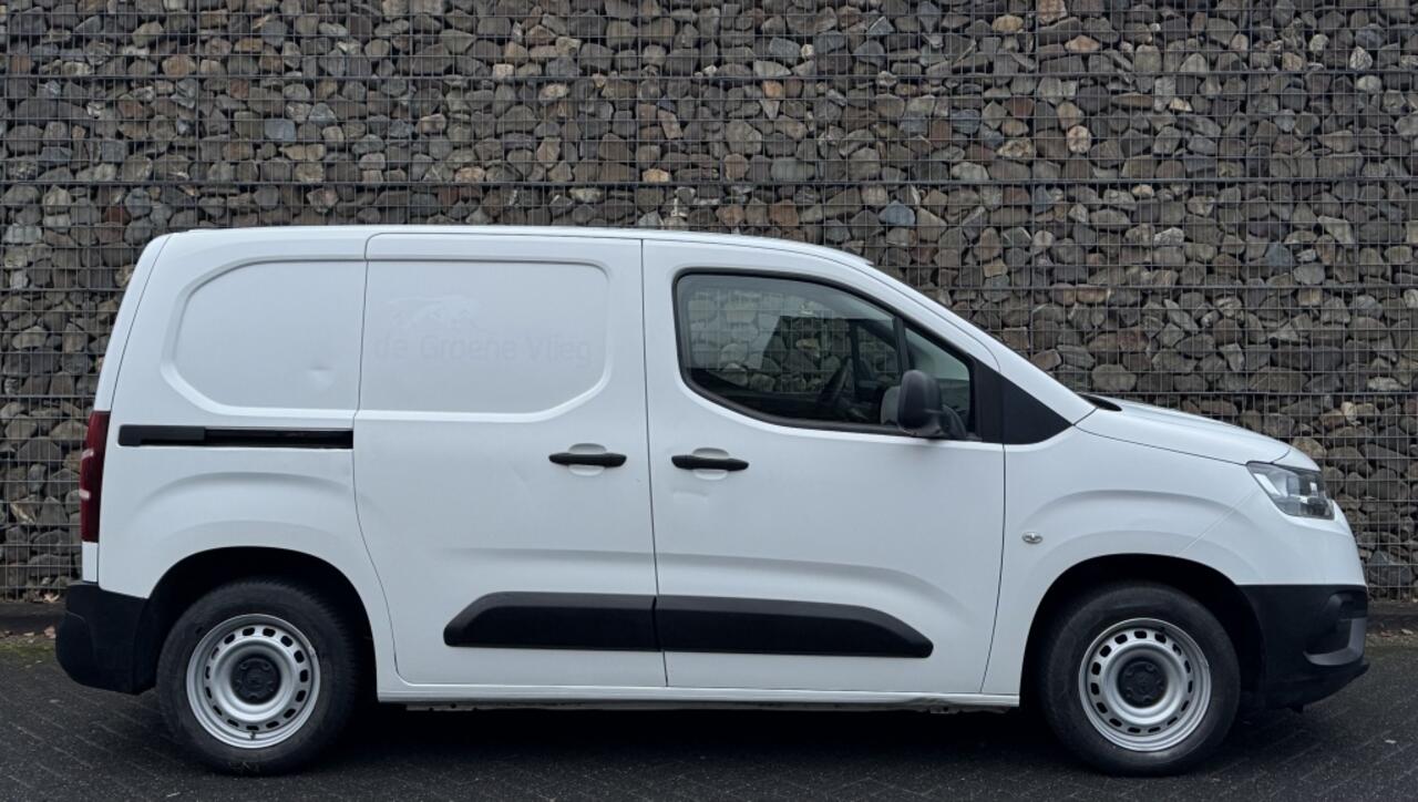 Toyota PROACE CITY 1.5 D-4D Cool Comf. Airco Nieuwe APK