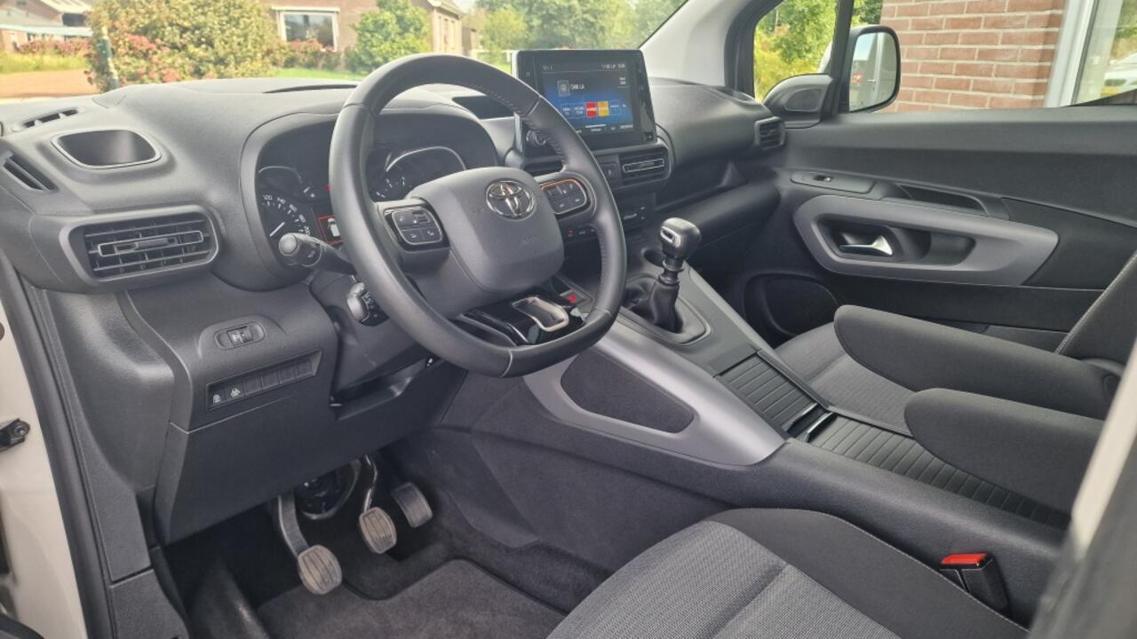 Toyota PROACE CITY Verso 1.2 Turbo Dynamic 5 Pers, Stoelverwarming,