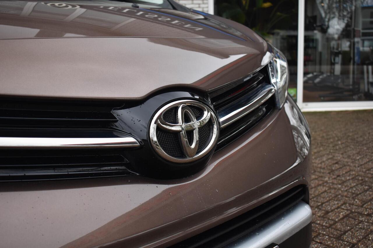 Toyota PROACE Worker 2.0 D-4D Professional Long DC Camera Trekhaak Keyless Navi Climate Control