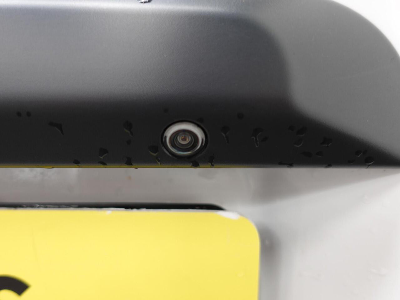 Toyota PROACE 122pk Automaat L3H1 Long 2x Schuifdeur Trekhaak Cruise control Apple Carplay/ Android auto Camera Parkeersensoren