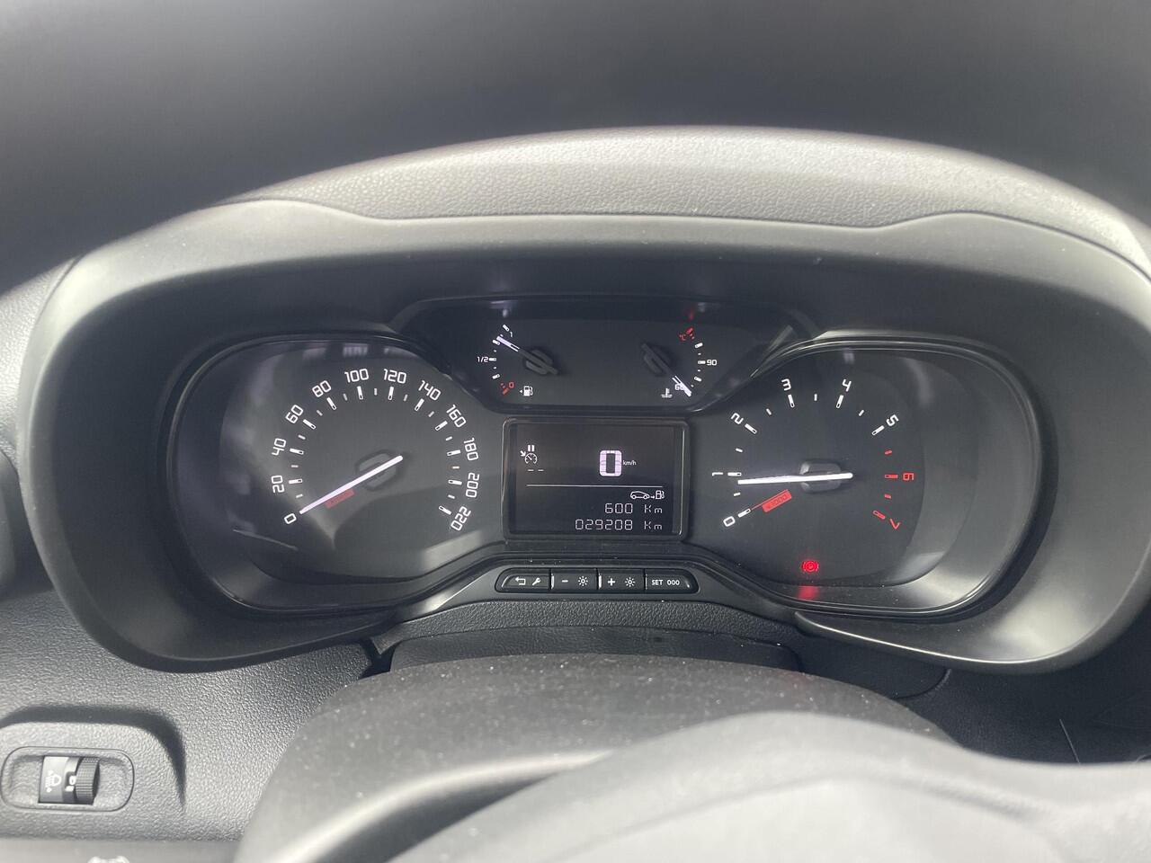 Toyota PROACE CITY 1.5 D-4D Live | 2 schuifdeuren | Apple Carplay/Android Auto | Camera | 29.000 km