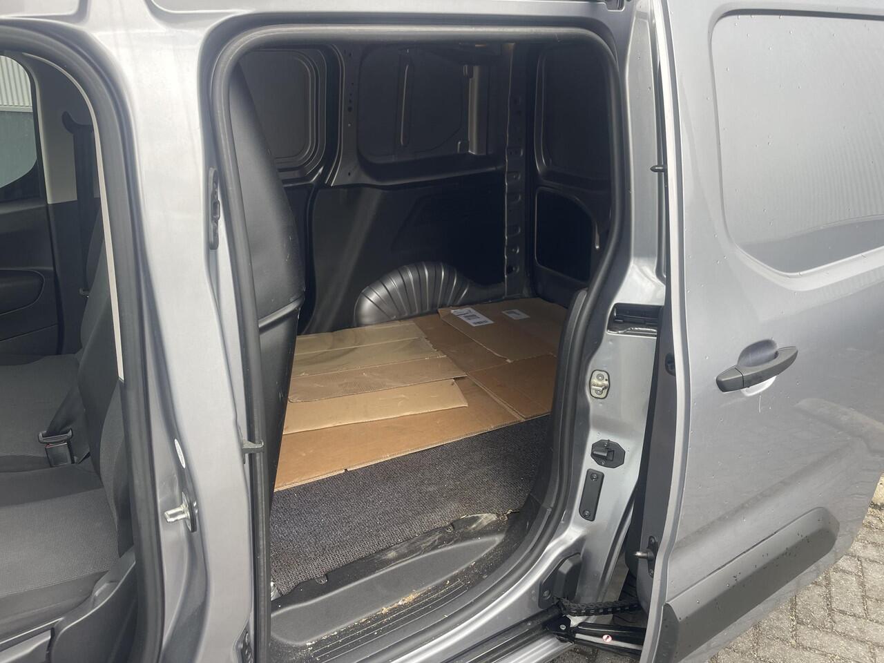 Toyota PROACE CITY 1.5 D-4D Live | 2 schuifdeuren | Apple Carplay/Android Auto | Camera | 29.000 km