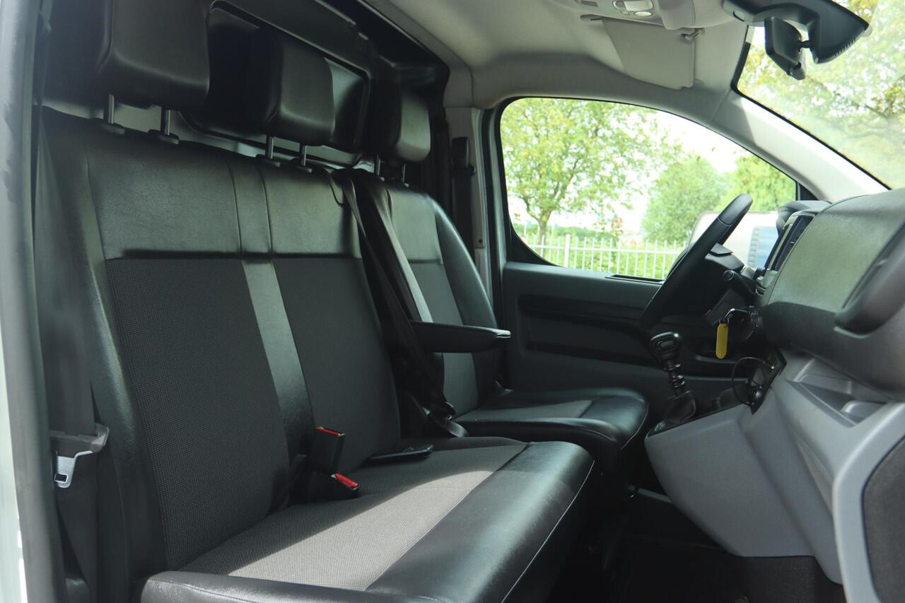 Toyota PROACE WORKER 2.0 D-4D NAVIGATOR LONG | CARPLAY | CRUISE | NAVI | 3-ZITS | PDC