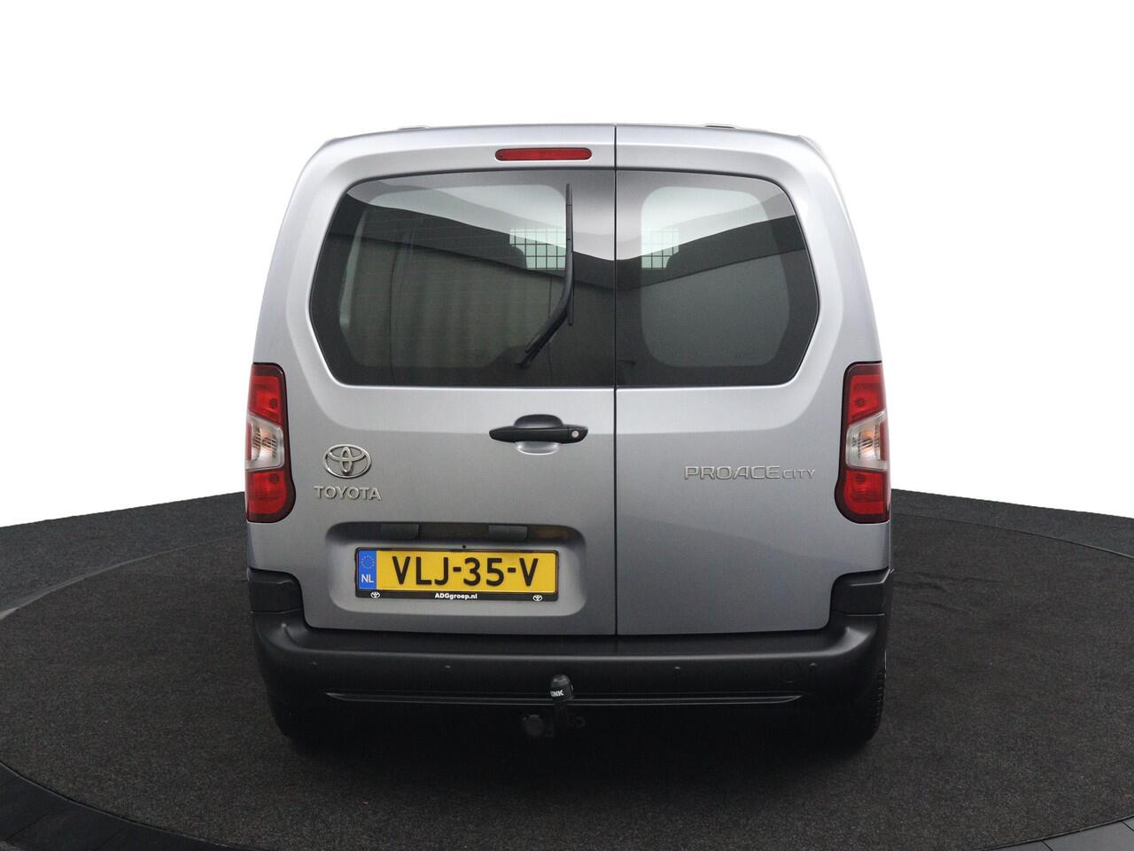 Toyota PROACE CITY 1.2 Turbo Cool Comfort | MARGE | Trekhaak | Navigatie | Cruise Control | Parkeersensoren Achter |