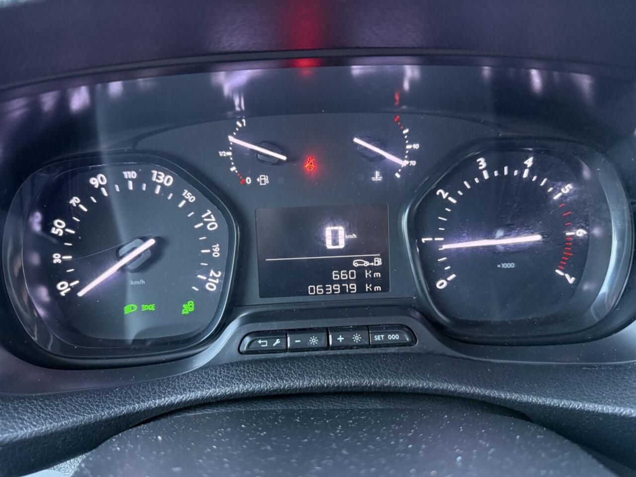 Toyota PROACE Worker 2.0 D-4D Professional 3-Zits | Parkeersensoren V+A