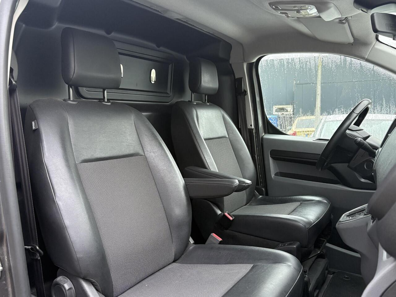 Toyota PROACE Worker Electric Professional Standard Range 50kWh L1