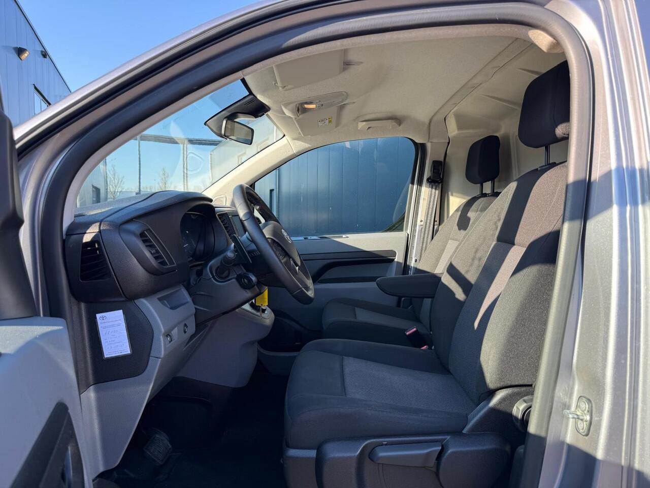 Toyota PROACE Worker 2.0 D-4D Professional Long