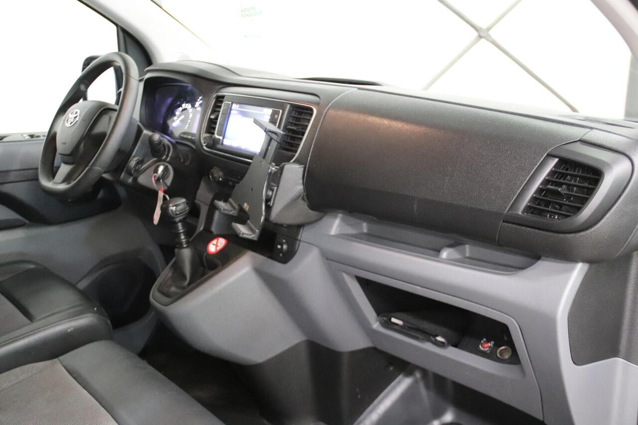 Toyota PROACE Worker D-4D 145PK L2H1 LANG EURO 6
