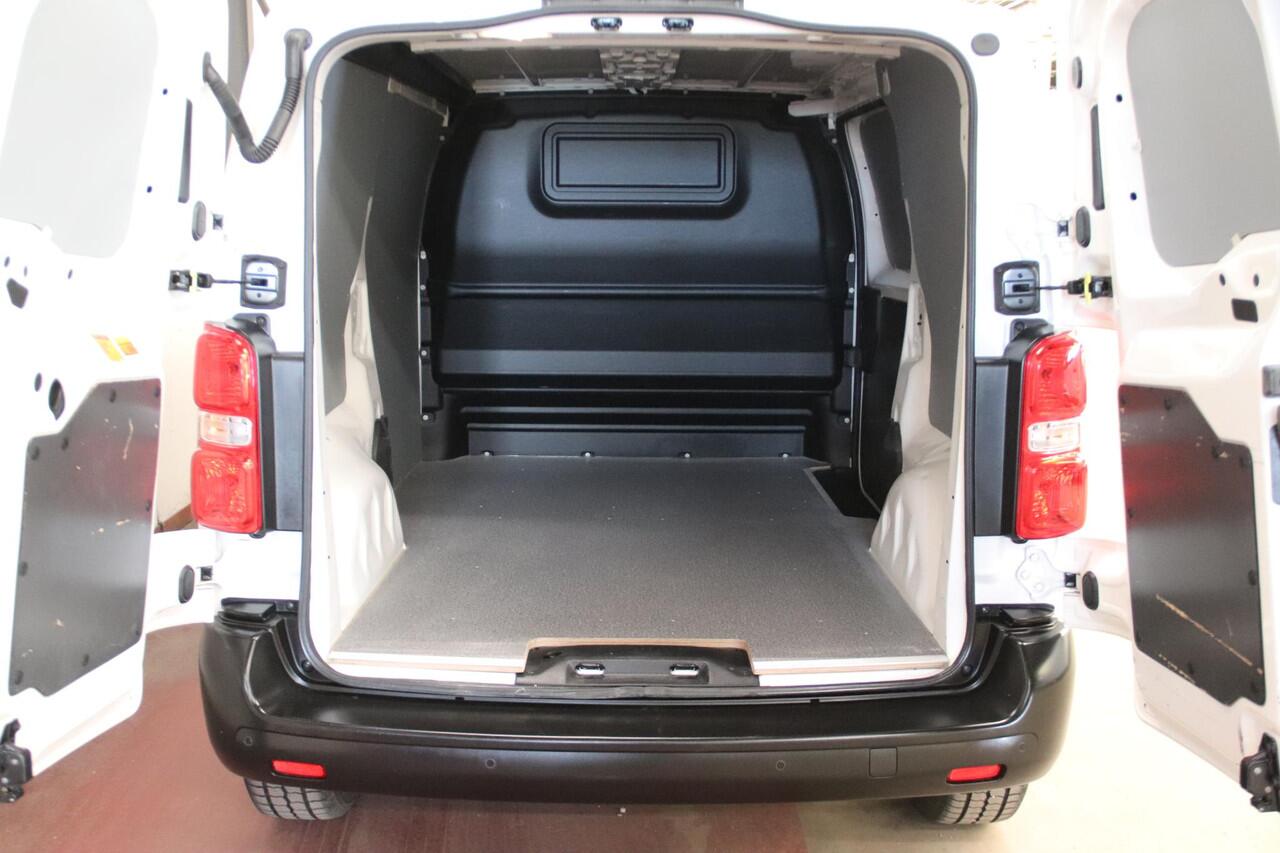 Toyota PROACE Worker D-4D 145PK L2H1 LANG EURO 6