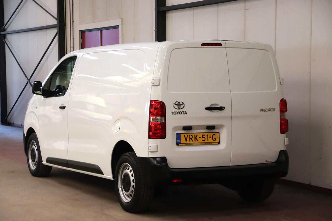 Toyota PROACE Worker D-4D 145PK L2H1 LANG EURO 6