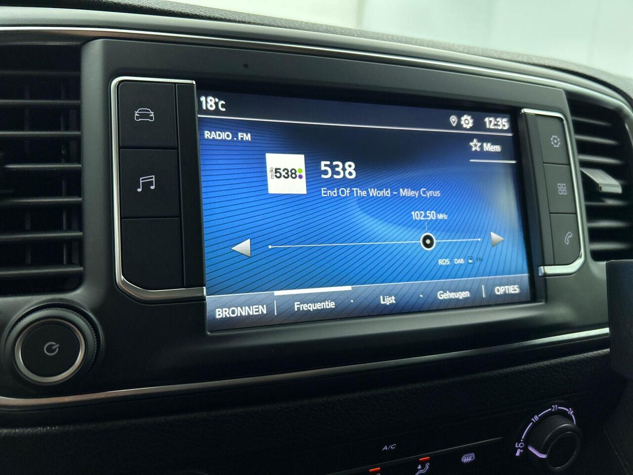 Toyota PROACE Worker 2.0 D-4D Live 2.0D 145 pk Airco Carplay Navi Cruise Control 3-Zits 39000 km