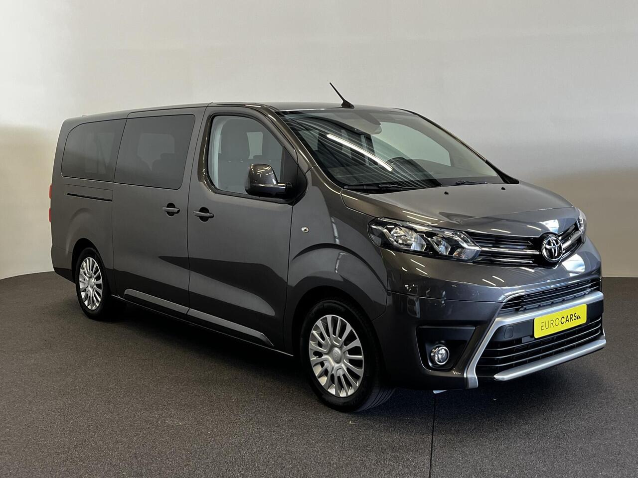 Toyota PROACE Electric Shuttle Long Extra Range Cool 75 kWh | 9 pers. | Navigatie | Apple Carplay/Android Auto | Parkeersensoren | Cruise Control | Lichtmetalen velgen | Getinte ramen | Airco