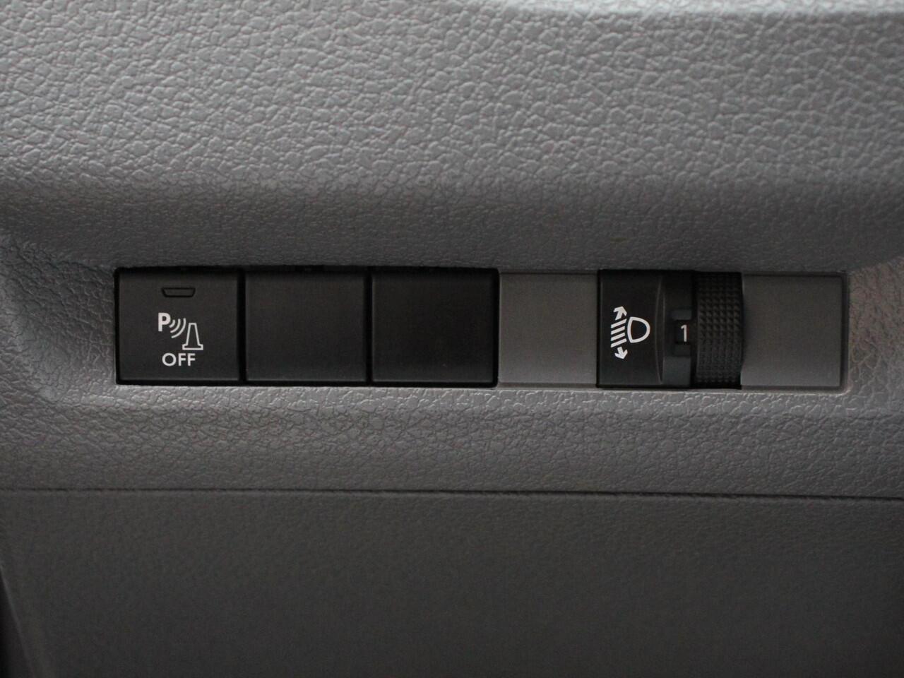 Toyota PROACE Shuttle 2.0 D-4D Cool Comfort Long | 9 persoons | Airco | Cruise Control | Bluetooth |