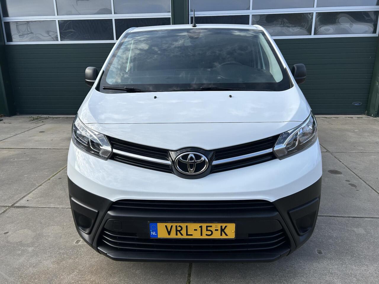 Toyota PROACE Worker 2.0 D-4D Live