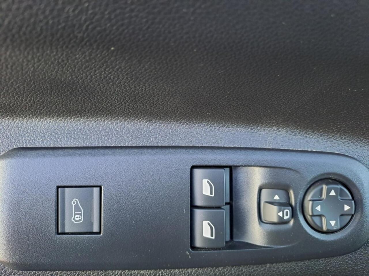 Toyota PROACE PROACE CITY 100% Electric Airco -Parkeersensoren venA - Navigatie-Betonplex laadvloer