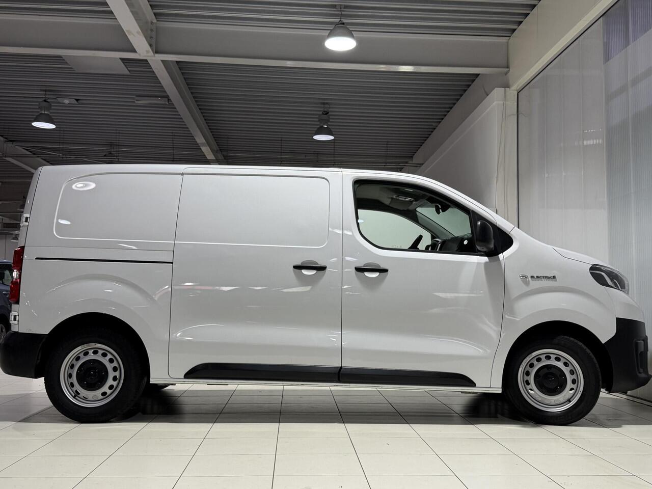 Toyota PROACE Electric Worker Standard Range Limited | Rubberen vloer in laadruimte | Goed onderhouden |