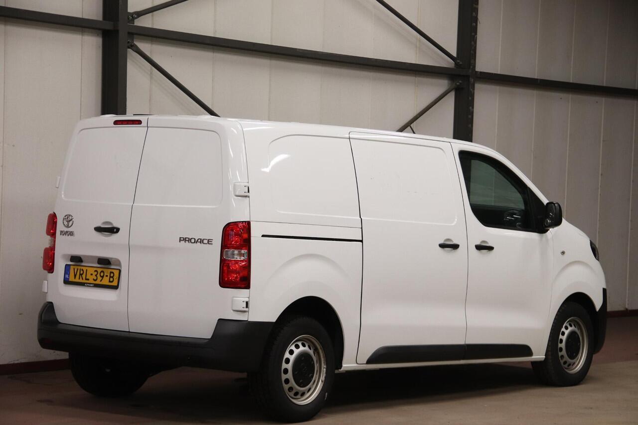 Toyota PROACE Worker 2.0 145PK L2H1 EURO 6