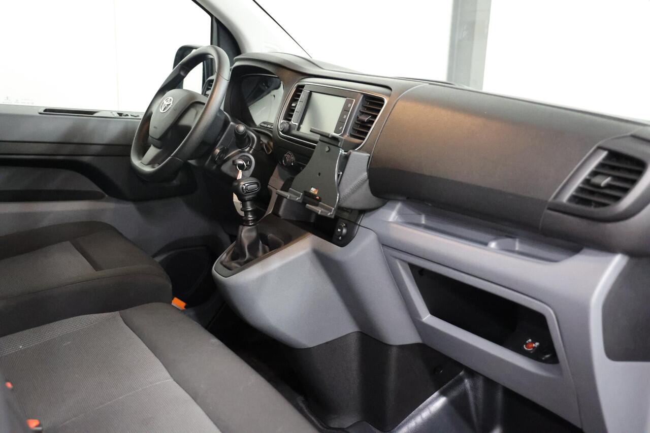 Toyota PROACE Worker 2.0 D-4D L2H1 2500KG TREKVERMOGEN