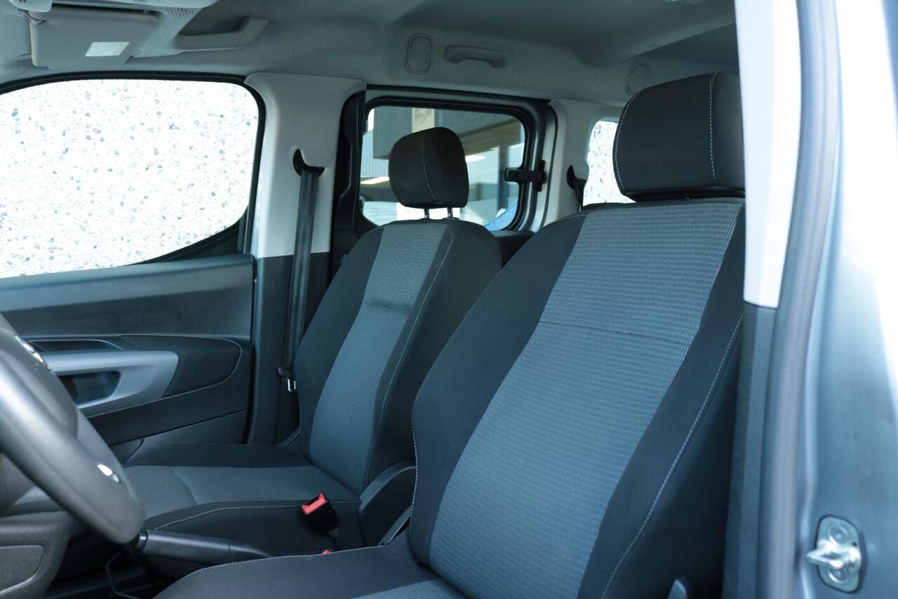 Toyota PROACE CITY Verso 1.2 Turbo Cool Comfort Long 7p. Apple Carplay, Android Auto, Navigatie!