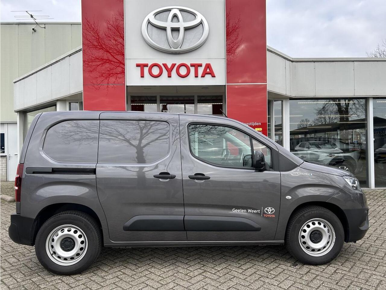 Toyota PROACE CITY Electric Live 50 kWh