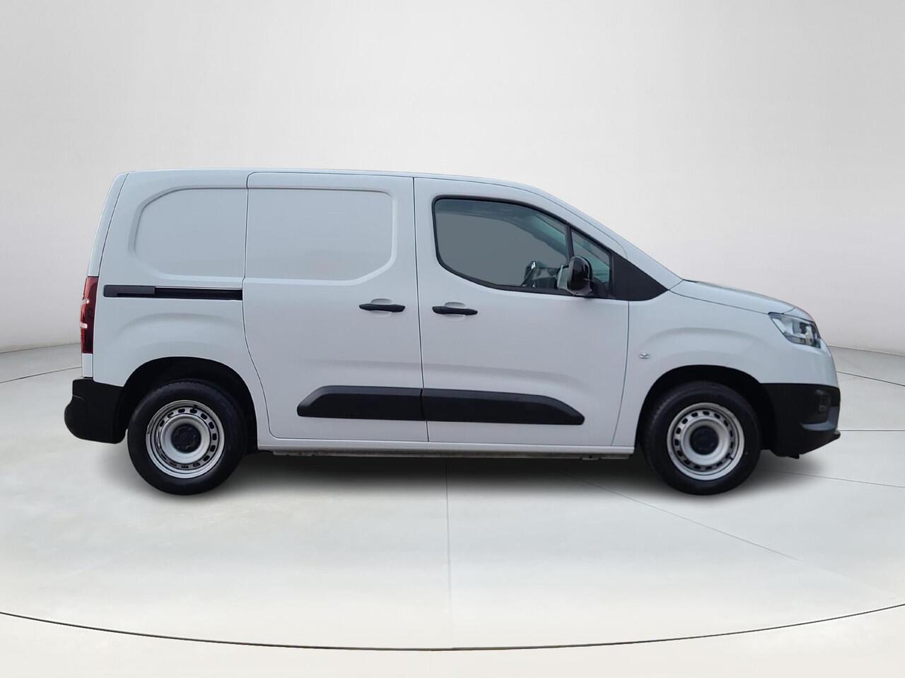 Toyota PROACE CITY 1.5 D-4D Live | Navigatie | Parkeersensoren | Rijklaarprijs incl. garantie |