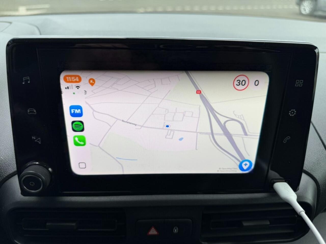 Toyota PROACE 1.5D-4D Live Long Navi Carplay PDC Airco