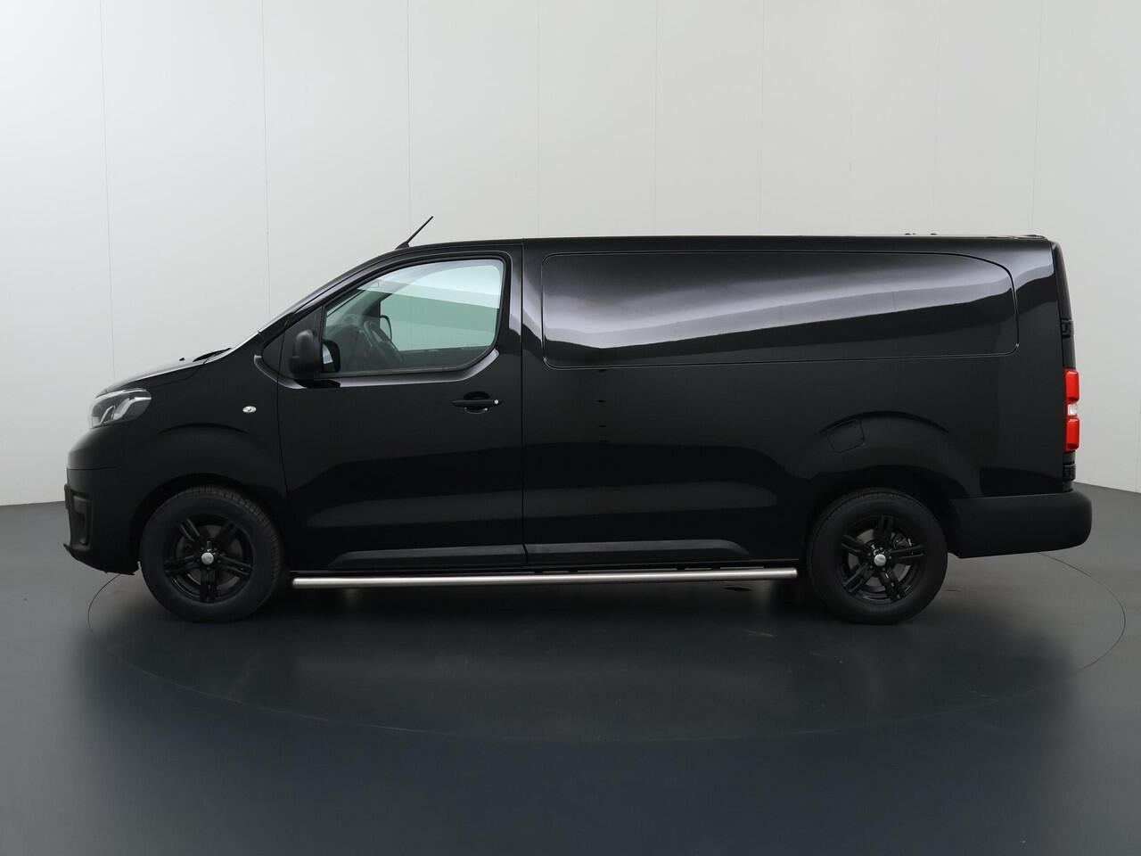 Toyota PROACE Worker 2.0 D-4D | LONG | AUT. | NAVIGATIE | PARKEERSENSOREN | CRUISE CONTROL | AIRCO | 3 ZITS | APPLE CARPLAY / ANDROID AUTO | TREKHAAK | SIDE BARS | LICHTMETALEN WIELEN