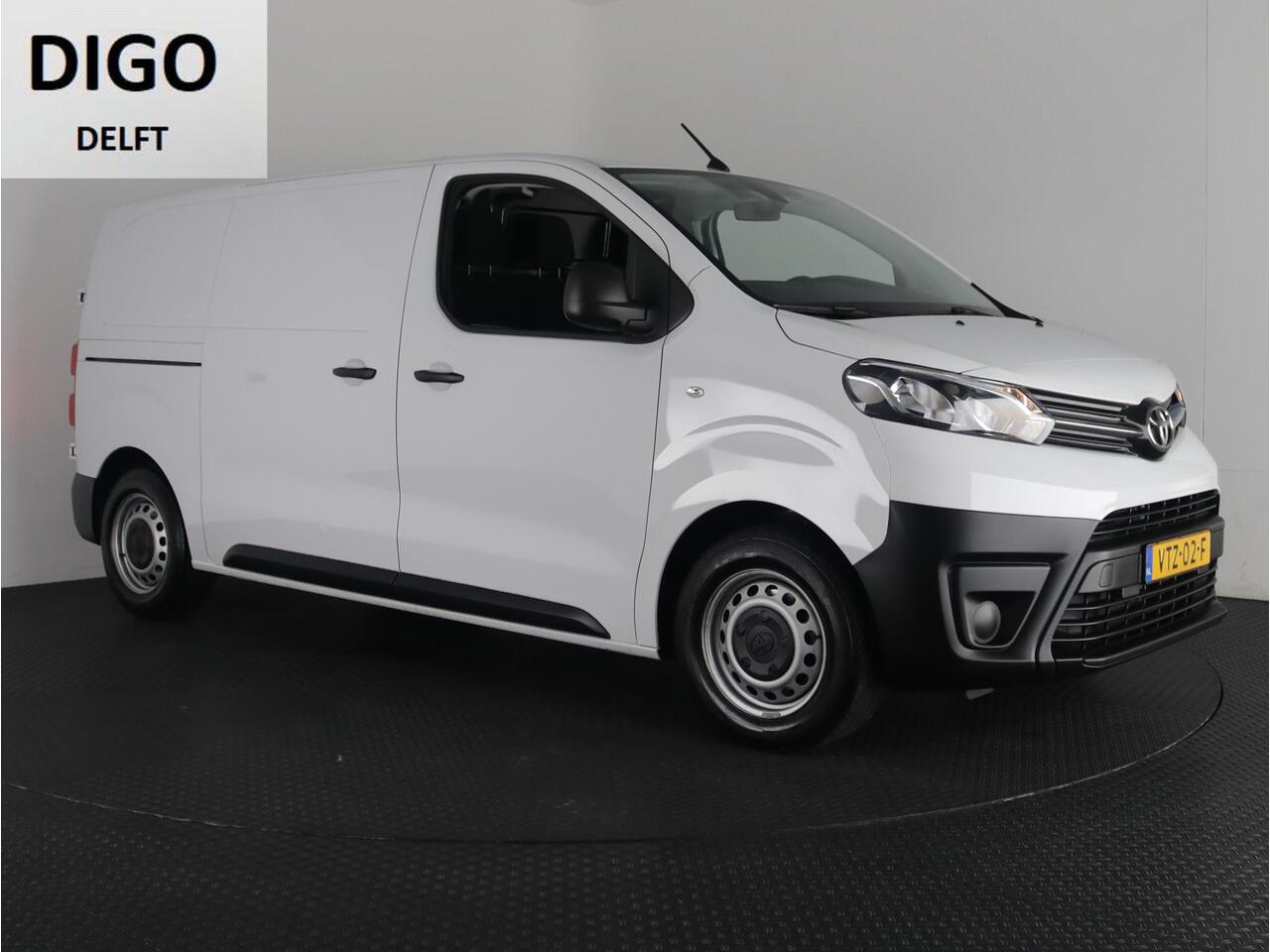 Toyota PROACE Worker 1.5 D-4D LIVE EX BTW CARPLAY NAVI Toyota PROACE Worker 1.5 D-4D LIVE EX BTW CARPLAY NAVI